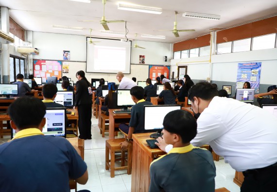 คณะวิทยาศาสตร์และเทคโนโลยี จัดค่ายวิทยาศาสตร์สัญจร ปีการศึกษา 2566  โรงเรียนเรืองวิทย์พิทยาคม