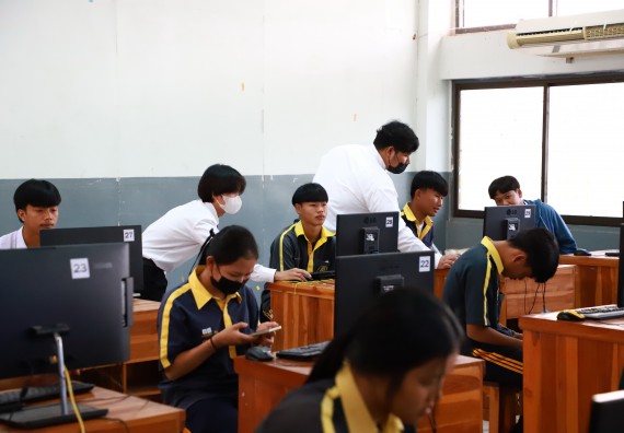 คณะวิทยาศาสตร์และเทคโนโลยี จัดค่ายวิทยาศาสตร์สัญจร ปีการศึกษา 2566  โรงเรียนเรืองวิทย์พิทยาคม