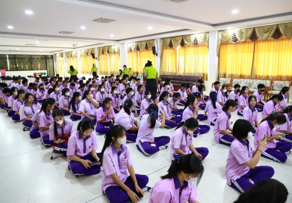 ภาพกิจกรรม  คณะวิทยาศาสตร์และเทคโนโลยี จัดค่ายวิทยาศาสตร์สัญจร ปีการศึกษา 2566  โรงเรียนคลองขลุงราษฎร์รังสรรค์