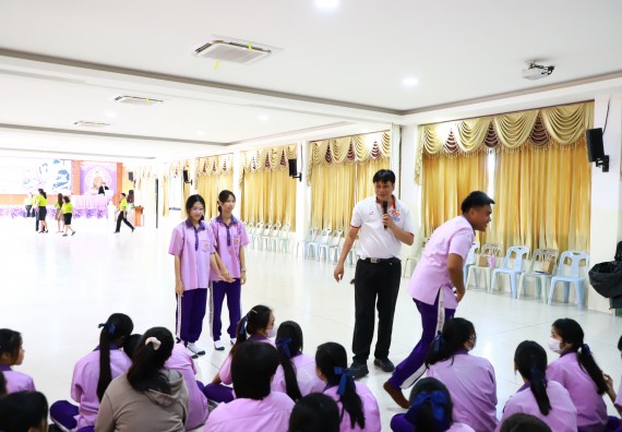 ภาพกิจกรรม  คณะวิทยาศาสตร์และเทคโนโลยี จัดค่ายวิทยาศาสตร์สัญจร ปีการศึกษา 2566  โรงเรียนคลองขลุงราษฎร์รังสรรค์