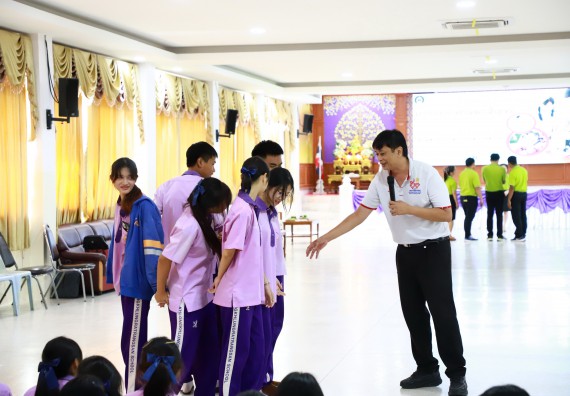 ภาพกิจกรรม  คณะวิทยาศาสตร์และเทคโนโลยี จัดค่ายวิทยาศาสตร์สัญจร ปีการศึกษา 2566  โรงเรียนคลองขลุงราษฎร์รังสรรค์