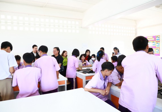 ภาพกิจกรรม  คณะวิทยาศาสตร์และเทคโนโลยี จัดค่ายวิทยาศาสตร์สัญจร ปีการศึกษา 2566  โรงเรียนคลองขลุงราษฎร์รังสรรค์