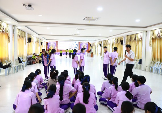 ภาพกิจกรรม  คณะวิทยาศาสตร์และเทคโนโลยี จัดค่ายวิทยาศาสตร์สัญจร ปีการศึกษา 2566  โรงเรียนคลองขลุงราษฎร์รังสรรค์