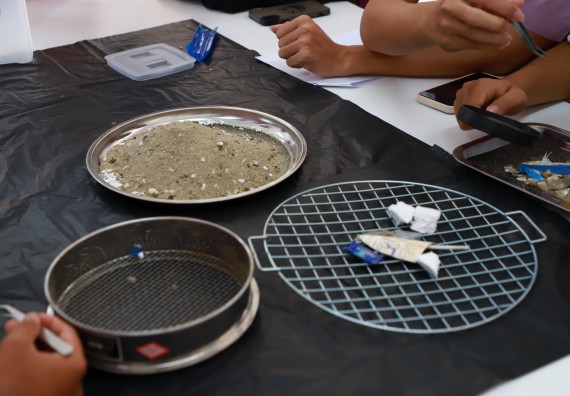 ภาพกิจกรรม  คณะวิทยาศาสตร์และเทคโนโลยี จัดค่ายวิทยาศาสตร์สัญจร ปีการศึกษา 2566  โรงเรียนคลองขลุงราษฎร์รังสรรค์