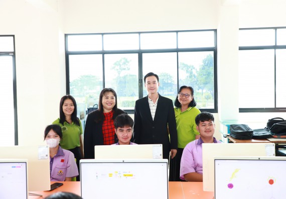 ภาพกิจกรรม  คณะวิทยาศาสตร์และเทคโนโลยี จัดค่ายวิทยาศาสตร์สัญจร ปีการศึกษา 2566  โรงเรียนคลองขลุงราษฎร์รังสรรค์