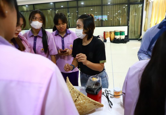 ภาพกิจกรรม  คณะวิทยาศาสตร์และเทคโนโลยี จัดค่ายวิทยาศาสตร์สัญจร ปีการศึกษา 2566  โรงเรียนคลองขลุงราษฎร์รังสรรค์