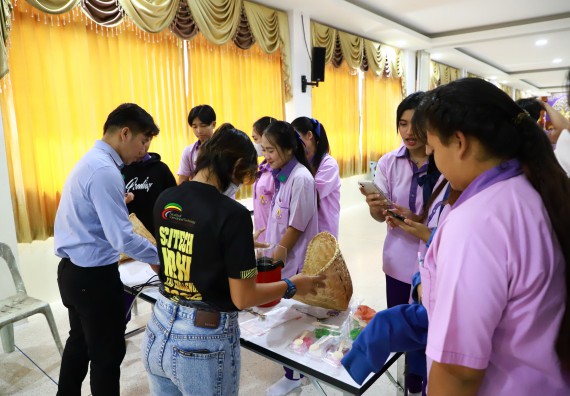 ภาพกิจกรรม  คณะวิทยาศาสตร์และเทคโนโลยี จัดค่ายวิทยาศาสตร์สัญจร ปีการศึกษา 2566  โรงเรียนคลองขลุงราษฎร์รังสรรค์