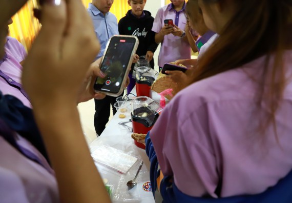 ภาพกิจกรรม  คณะวิทยาศาสตร์และเทคโนโลยี จัดค่ายวิทยาศาสตร์สัญจร ปีการศึกษา 2566  โรงเรียนคลองขลุงราษฎร์รังสรรค์