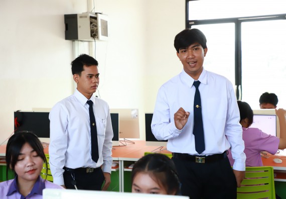 ภาพกิจกรรม  คณะวิทยาศาสตร์และเทคโนโลยี จัดค่ายวิทยาศาสตร์สัญจร ปีการศึกษา 2566  โรงเรียนคลองขลุงราษฎร์รังสรรค์