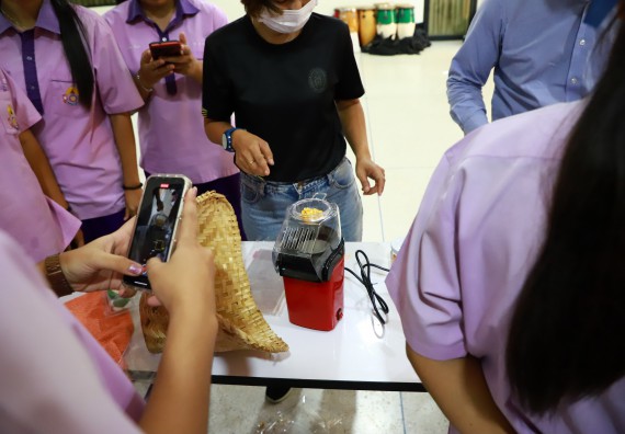ภาพกิจกรรม  คณะวิทยาศาสตร์และเทคโนโลยี จัดค่ายวิทยาศาสตร์สัญจร ปีการศึกษา 2566  โรงเรียนคลองขลุงราษฎร์รังสรรค์