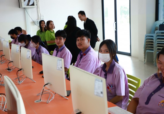 ภาพกิจกรรม  คณะวิทยาศาสตร์และเทคโนโลยี จัดค่ายวิทยาศาสตร์สัญจร ปีการศึกษา 2566  โรงเรียนคลองขลุงราษฎร์รังสรรค์