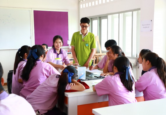 ภาพกิจกรรม  คณะวิทยาศาสตร์และเทคโนโลยี จัดค่ายวิทยาศาสตร์สัญจร ปีการศึกษา 2566  โรงเรียนคลองขลุงราษฎร์รังสรรค์