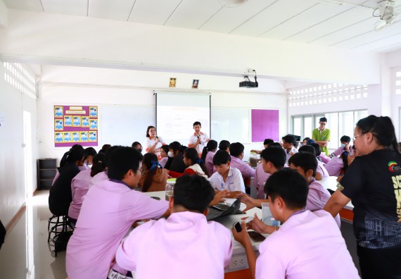 ภาพกิจกรรม  คณะวิทยาศาสตร์และเทคโนโลยี จัดค่ายวิทยาศาสตร์สัญจร ปีการศึกษา 2566  โรงเรียนคลองขลุงราษฎร์รังสรรค์