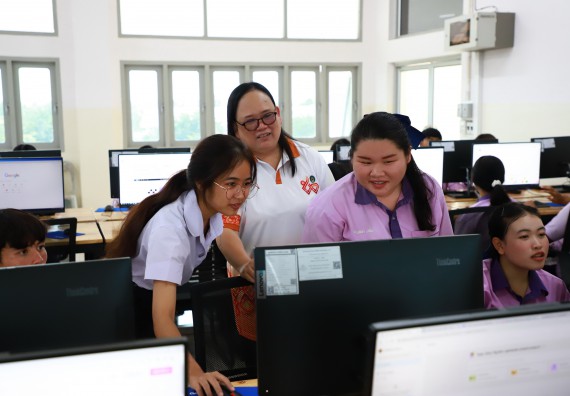 ภาพกิจกรรม  คณะวิทยาศาสตร์และเทคโนโลยี จัดค่ายวิทยาศาสตร์สัญจร ปีการศึกษา 2566  โรงเรียนคลองขลุงราษฎร์รังสรรค์