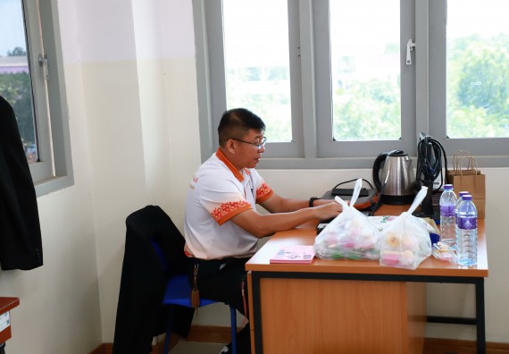 ภาพกิจกรรม  คณะวิทยาศาสตร์และเทคโนโลยี จัดค่ายวิทยาศาสตร์สัญจร ปีการศึกษา 2566  โรงเรียนคลองขลุงราษฎร์รังสรรค์