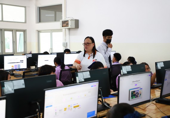 ภาพกิจกรรม  คณะวิทยาศาสตร์และเทคโนโลยี จัดค่ายวิทยาศาสตร์สัญจร ปีการศึกษา 2566  โรงเรียนคลองขลุงราษฎร์รังสรรค์