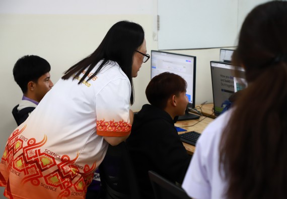 ภาพกิจกรรม  คณะวิทยาศาสตร์และเทคโนโลยี จัดค่ายวิทยาศาสตร์สัญจร ปีการศึกษา 2566  โรงเรียนคลองขลุงราษฎร์รังสรรค์