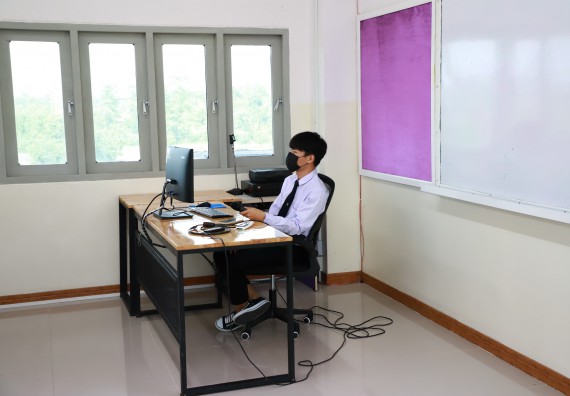 ภาพกิจกรรม  คณะวิทยาศาสตร์และเทคโนโลยี จัดค่ายวิทยาศาสตร์สัญจร ปีการศึกษา 2566  โรงเรียนคลองขลุงราษฎร์รังสรรค์