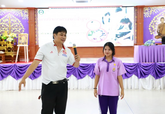 ภาพกิจกรรม  คณะวิทยาศาสตร์และเทคโนโลยี จัดค่ายวิทยาศาสตร์สัญจร ปีการศึกษา 2566  โรงเรียนคลองขลุงราษฎร์รังสรรค์