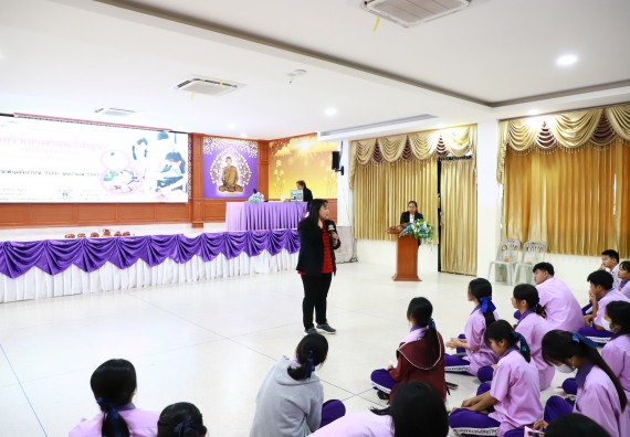 ภาพกิจกรรม  คณะวิทยาศาสตร์และเทคโนโลยี จัดค่ายวิทยาศาสตร์สัญจร ปีการศึกษา 2566  โรงเรียนคลองขลุงราษฎร์รังสรรค์