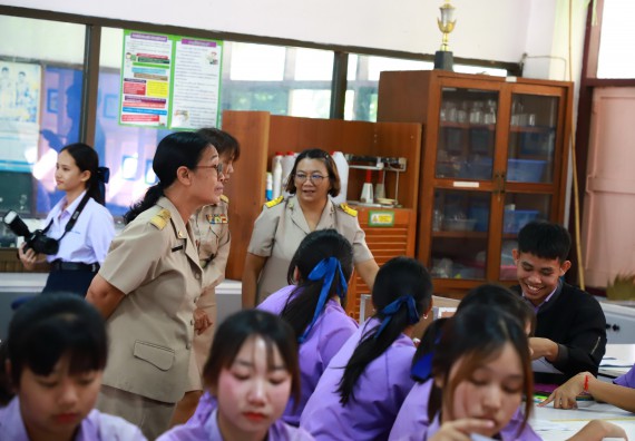 คณะวิทยาศาสตร์และเทคโนโลยี จัดค่ายวิทยาศาสตร์สัญจร ปีการศึกษา 2566  โรงเรียนขาณุวิทยา