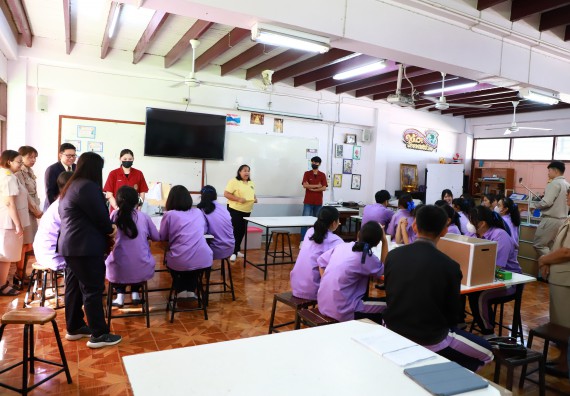 คณะวิทยาศาสตร์และเทคโนโลยี จัดค่ายวิทยาศาสตร์สัญจร ปีการศึกษา 2566  โรงเรียนขาณุวิทยา