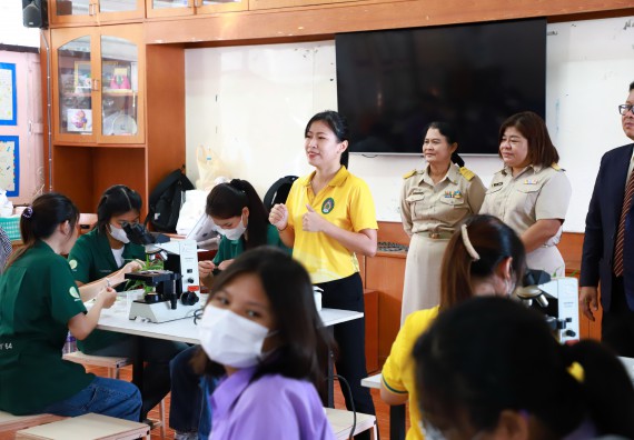 คณะวิทยาศาสตร์และเทคโนโลยี จัดค่ายวิทยาศาสตร์สัญจร ปีการศึกษา 2566  โรงเรียนขาณุวิทยา