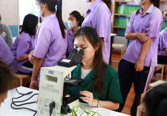 คณะวิทยาศาสตร์และเทคโนโลยี จัดค่ายวิทยาศาสตร์สัญจร ปีการศึกษา 2566  โรงเรียนขาณุวิทยา