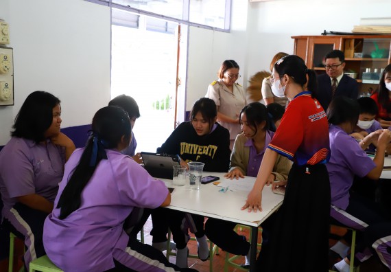 คณะวิทยาศาสตร์และเทคโนโลยี จัดค่ายวิทยาศาสตร์สัญจร ปีการศึกษา 2566  โรงเรียนขาณุวิทยา