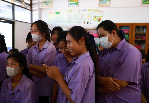 คณะวิทยาศาสตร์และเทคโนโลยี จัดค่ายวิทยาศาสตร์สัญจร ปีการศึกษา 2566  โรงเรียนขาณุวิทยา