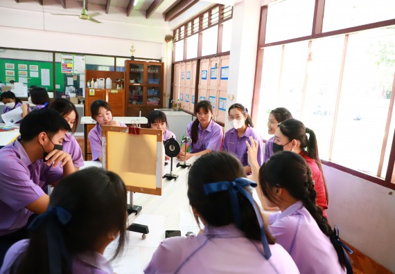 คณะวิทยาศาสตร์และเทคโนโลยี จัดค่ายวิทยาศาสตร์สัญจร ปีการศึกษา 2566  โรงเรียนขาณุวิทยา