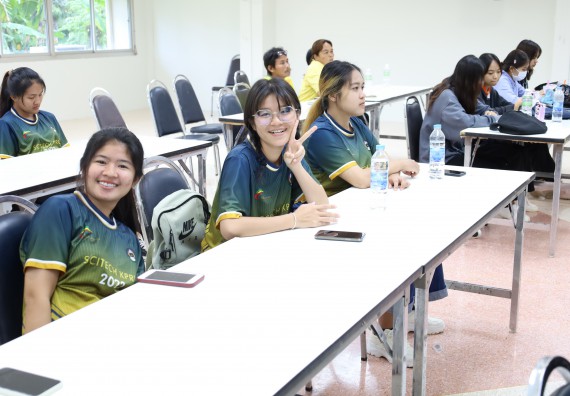 ภาพกิจกรรม  ศูนย์วิทยาศาสตร์และวิทยาศาสตร์ประยุกต์ คณะวิทยาศาสตร์และเทคโนโลยี จัดอบรมเชิงปฏิบัติการการอบรมดับเพลิงขั้นต้นและความปลอดภัยในห้องปฏิบัติการ