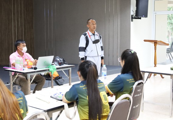 ภาพกิจกรรม  ศูนย์วิทยาศาสตร์และวิทยาศาสตร์ประยุกต์ คณะวิทยาศาสตร์และเทคโนโลยี จัดอบรมเชิงปฏิบัติการการอบรมดับเพลิงขั้นต้นและความปลอดภัยในห้องปฏิบัติการ