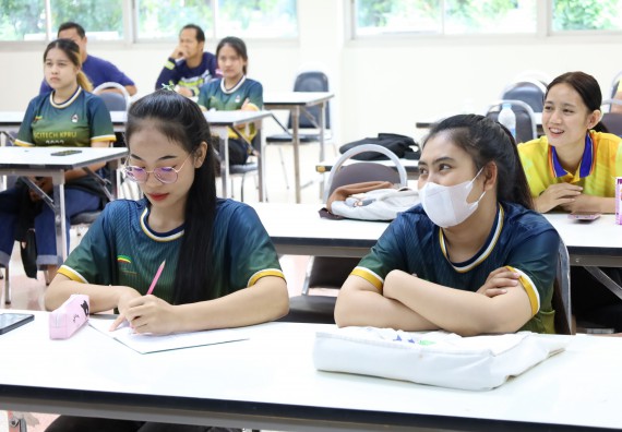 ภาพกิจกรรม  ศูนย์วิทยาศาสตร์และวิทยาศาสตร์ประยุกต์ คณะวิทยาศาสตร์และเทคโนโลยี จัดอบรมเชิงปฏิบัติการการอบรมดับเพลิงขั้นต้นและความปลอดภัยในห้องปฏิบัติการ