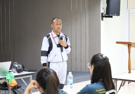 ภาพกิจกรรม  ศูนย์วิทยาศาสตร์และวิทยาศาสตร์ประยุกต์ คณะวิทยาศาสตร์และเทคโนโลยี จัดอบรมเชิงปฏิบัติการการอบรมดับเพลิงขั้นต้นและความปลอดภัยในห้องปฏิบัติการ