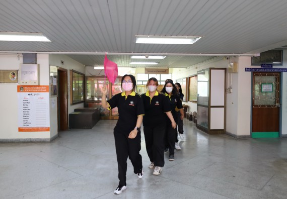 ภาพกิจกรรม  ศูนย์วิทยาศาสตร์และวิทยาศาสตร์ประยุกต์ คณะวิทยาศาสตร์และเทคโนโลยี จัดอบรมเชิงปฏิบัติการการอบรมดับเพลิงขั้นต้นและความปลอดภัยในห้องปฏิบัติการ