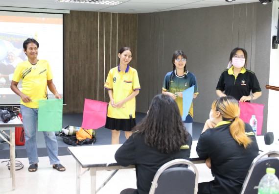 ภาพกิจกรรม  ศูนย์วิทยาศาสตร์และวิทยาศาสตร์ประยุกต์ คณะวิทยาศาสตร์และเทคโนโลยี จัดอบรมเชิงปฏิบัติการการอบรมดับเพลิงขั้นต้นและความปลอดภัยในห้องปฏิบัติการ