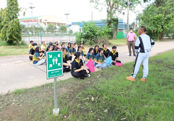 ภาพกิจกรรม  ศูนย์วิทยาศาสตร์และวิทยาศาสตร์ประยุกต์ คณะวิทยาศาสตร์และเทคโนโลยี จัดอบรมเชิงปฏิบัติการการอบรมดับเพลิงขั้นต้นและความปลอดภัยในห้องปฏิบัติการ