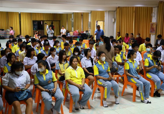 คณะวิทยาศาสตร์และเทคโนโลยี จัดค่ายวิทยาศาสตร์สัญจร ปีการศึกษา 2566  โรงเรียนสลกบาตรวิทยา