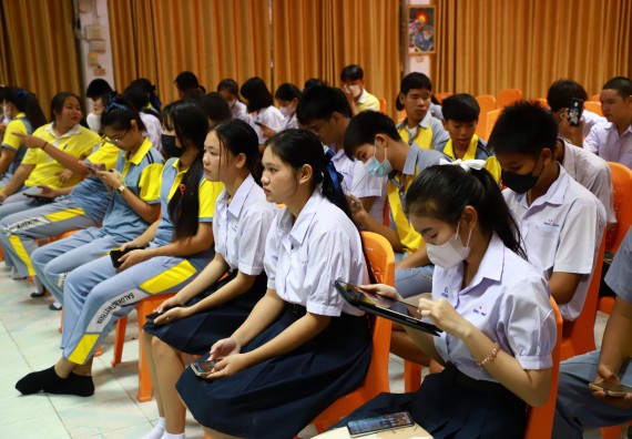 คณะวิทยาศาสตร์และเทคโนโลยี จัดค่ายวิทยาศาสตร์สัญจร ปีการศึกษา 2566  โรงเรียนสลกบาตรวิทยา