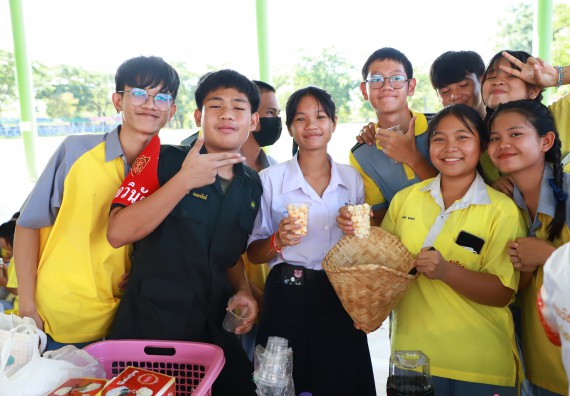 คณะวิทยาศาสตร์และเทคโนโลยี จัดค่ายวิทยาศาสตร์สัญจร ปีการศึกษา 2566  โรงเรียนสลกบาตรวิทยา