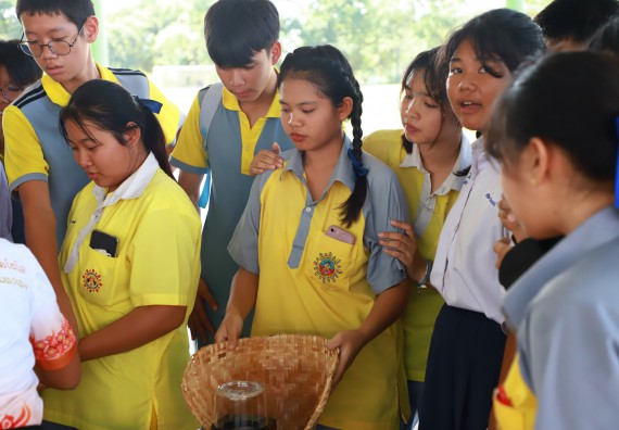 คณะวิทยาศาสตร์และเทคโนโลยี จัดค่ายวิทยาศาสตร์สัญจร ปีการศึกษา 2566  โรงเรียนสลกบาตรวิทยา