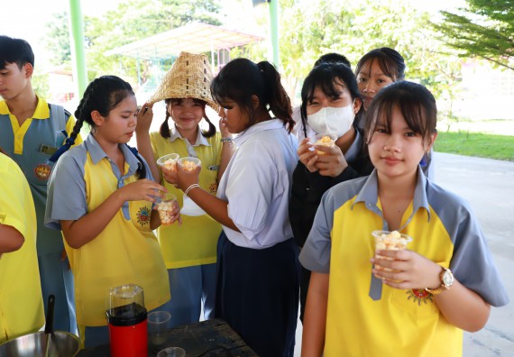 คณะวิทยาศาสตร์และเทคโนโลยี จัดค่ายวิทยาศาสตร์สัญจร ปีการศึกษา 2566  โรงเรียนสลกบาตรวิทยา