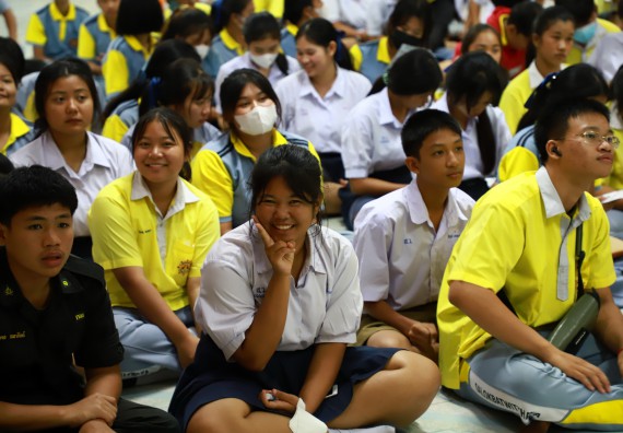 คณะวิทยาศาสตร์และเทคโนโลยี จัดค่ายวิทยาศาสตร์สัญจร ปีการศึกษา 2566  โรงเรียนสลกบาตรวิทยา