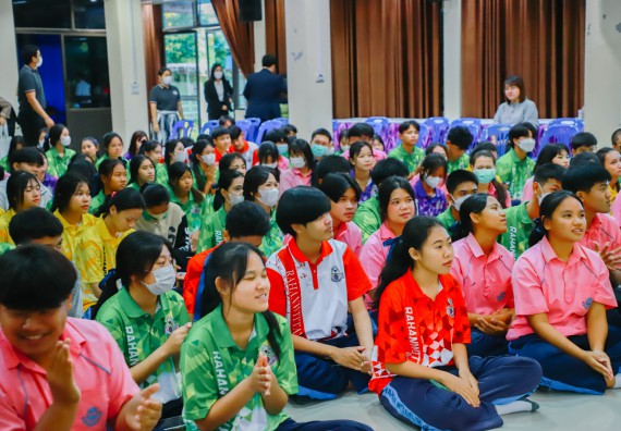 คณะวิทยาศาสตร์และเทคโนโลยี จัดค่ายวิทยาศาสตร์สัญจร ปีการศึกษา 2566  โรงเรียนระหานวิทยา 