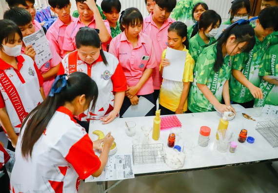 คณะวิทยาศาสตร์และเทคโนโลยี จัดค่ายวิทยาศาสตร์สัญจร ปีการศึกษา 2566  โรงเรียนระหานวิทยา 