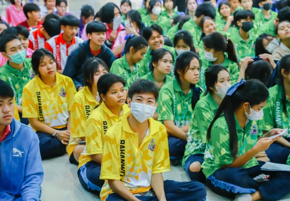 คณะวิทยาศาสตร์และเทคโนโลยี จัดค่ายวิทยาศาสตร์สัญจร ปีการศึกษา 2566  โรงเรียนระหานวิทยา 