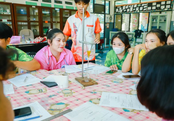 คณะวิทยาศาสตร์และเทคโนโลยี จัดค่ายวิทยาศาสตร์สัญจร ปีการศึกษา 2566  โรงเรียนระหานวิทยา 