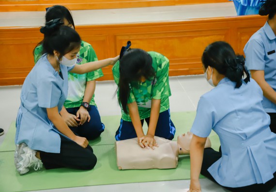 คณะวิทยาศาสตร์และเทคโนโลยี จัดค่ายวิทยาศาสตร์สัญจร ปีการศึกษา 2566  โรงเรียนระหานวิทยา 