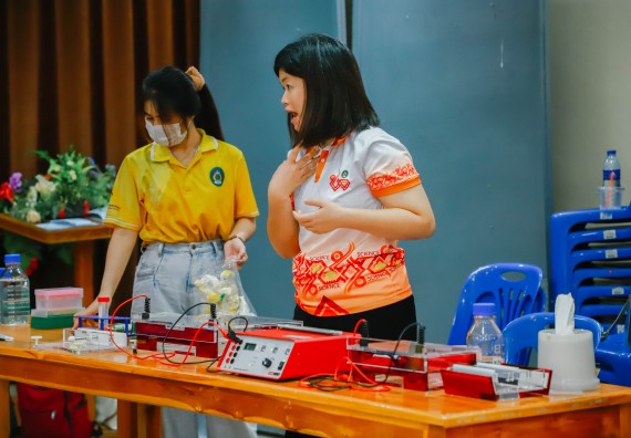 คณะวิทยาศาสตร์และเทคโนโลยี จัดค่ายวิทยาศาสตร์สัญจร ปีการศึกษา 2566  โรงเรียนระหานวิทยา 